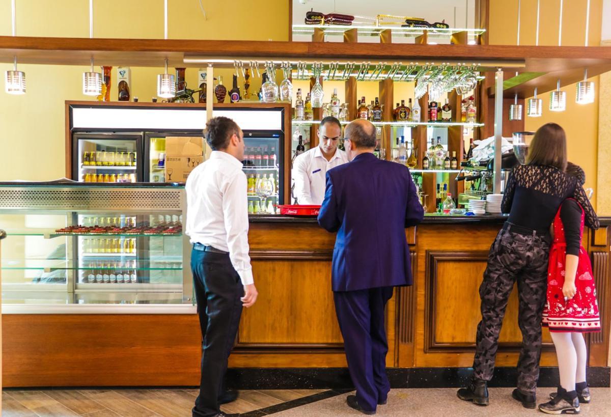 Western Galla Hotel 4*