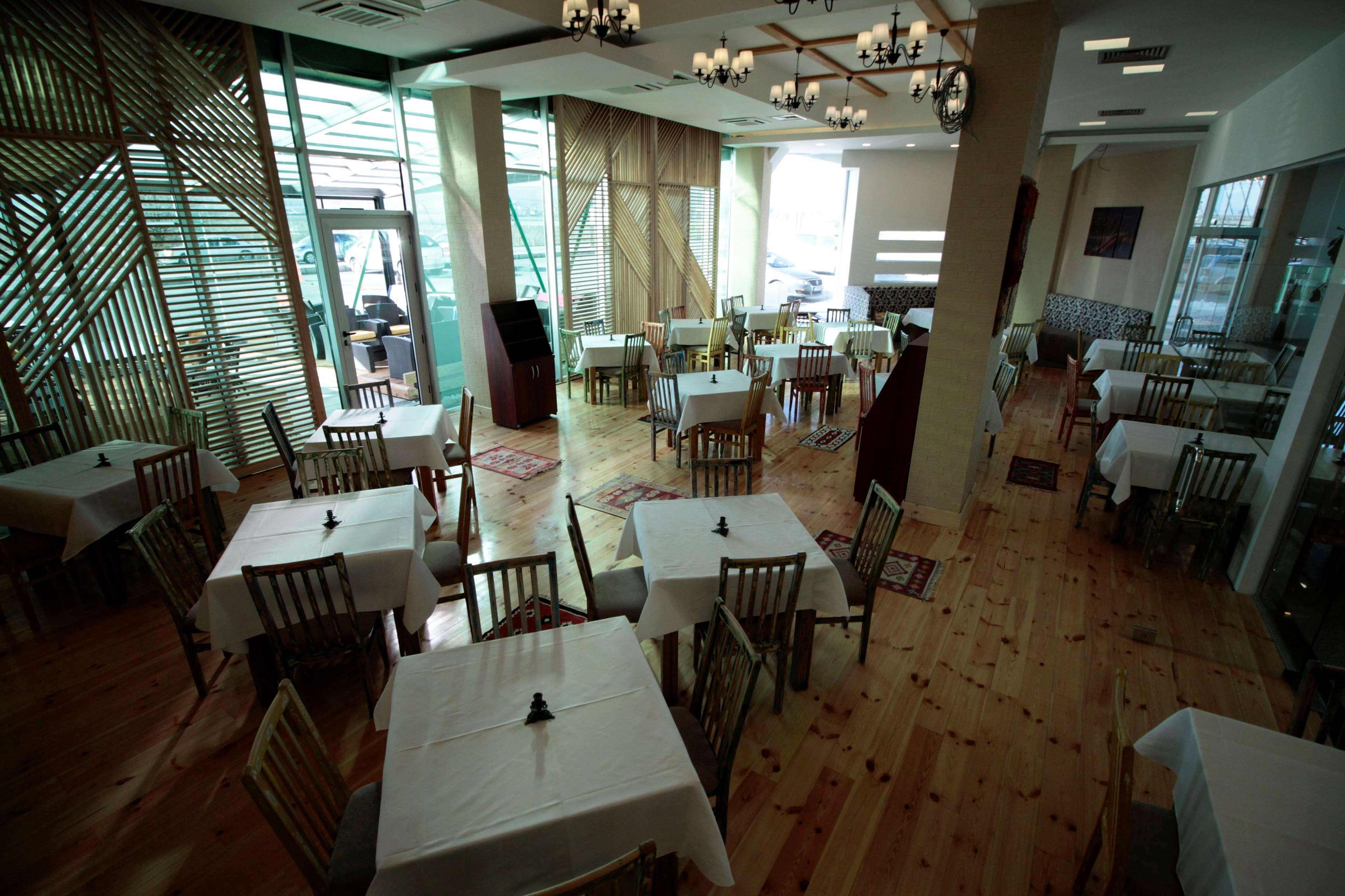 Western Galla Hotel 4*